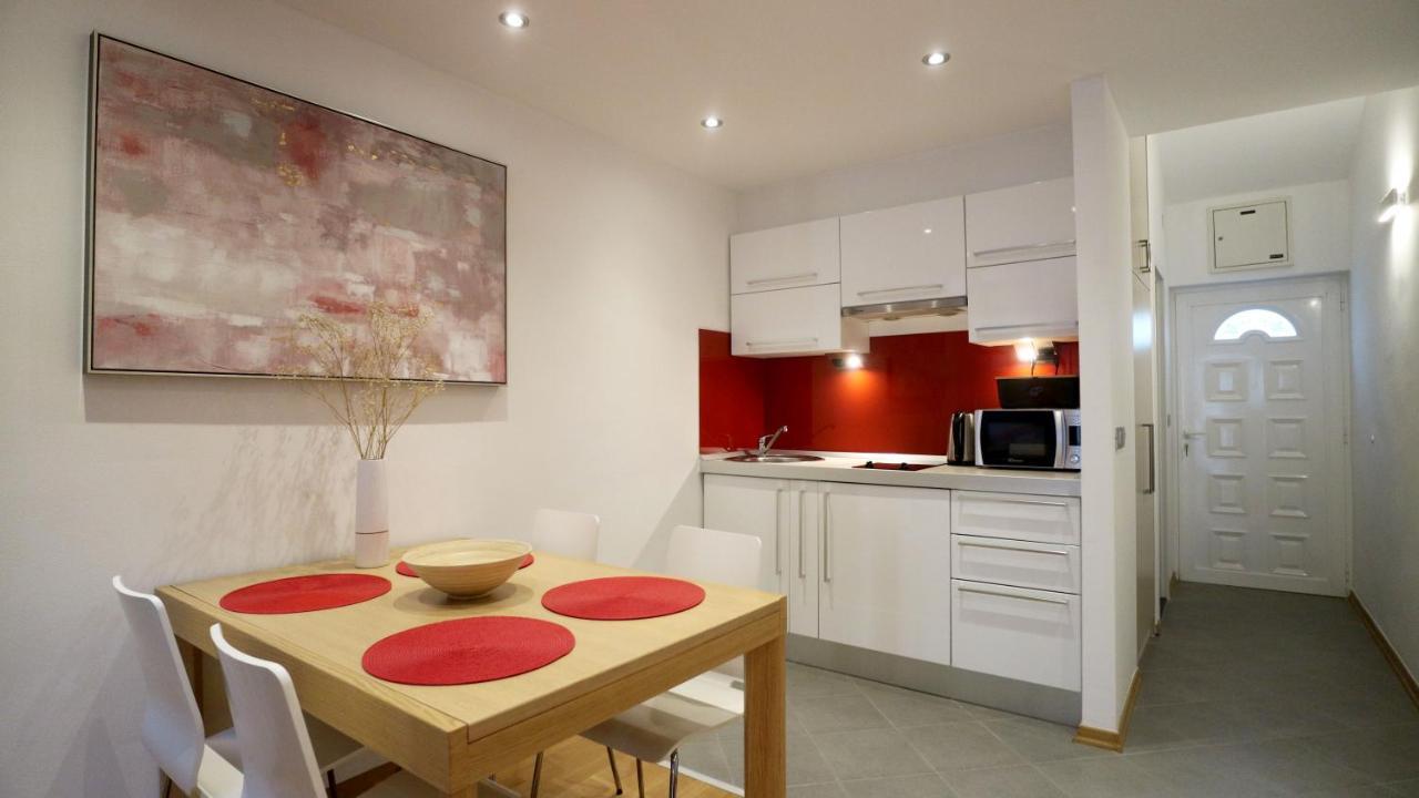 Apartment Ena - Lavica Podstrana Exterior photo